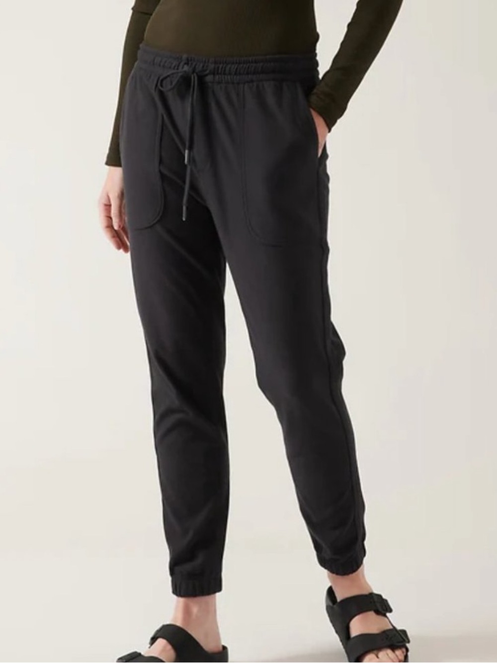 Athleta Farfallon Jogger 8